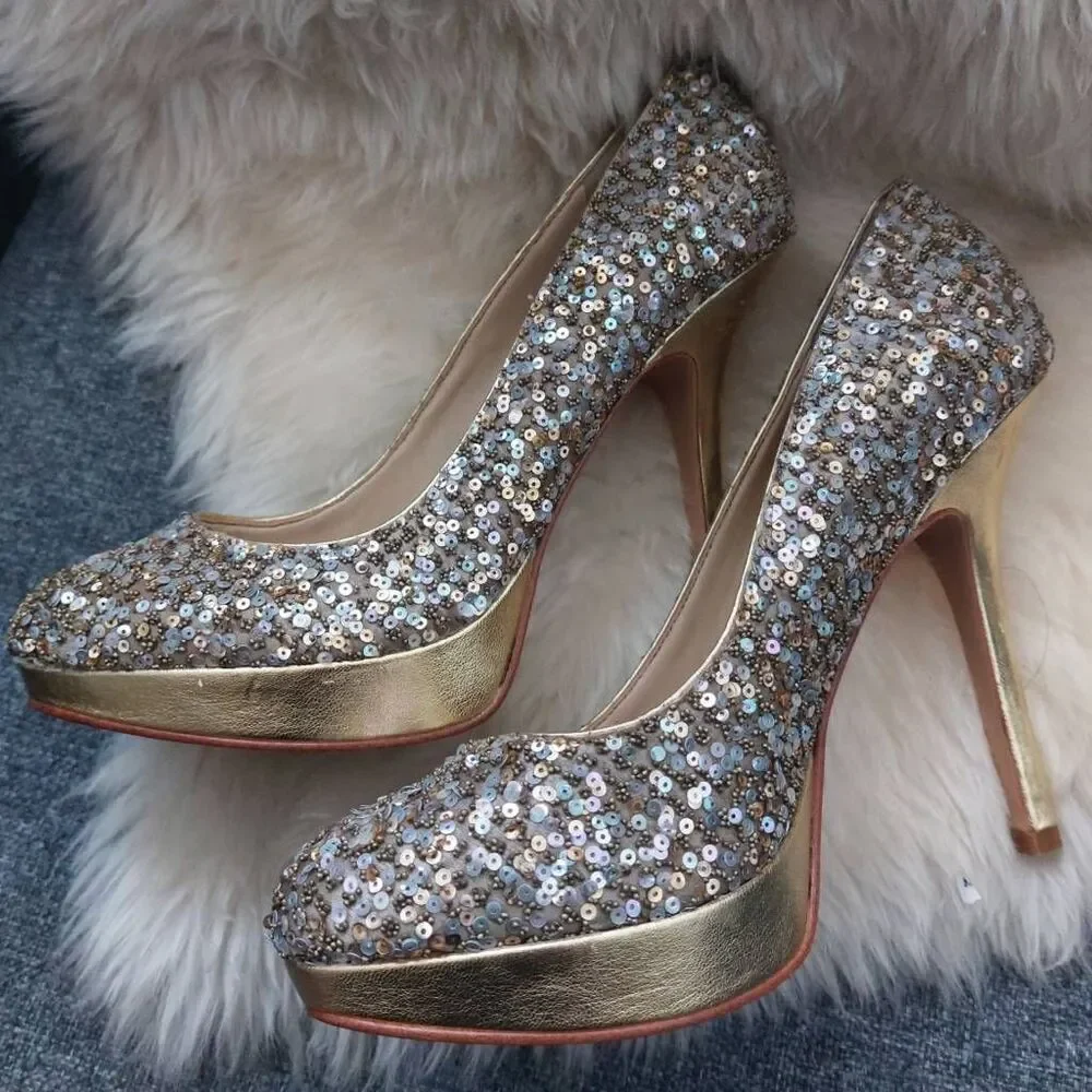 Joan & David Gold Sequin Platform Heels Pumps Size 6 Metallic Glam Party - Picture 2 of 12